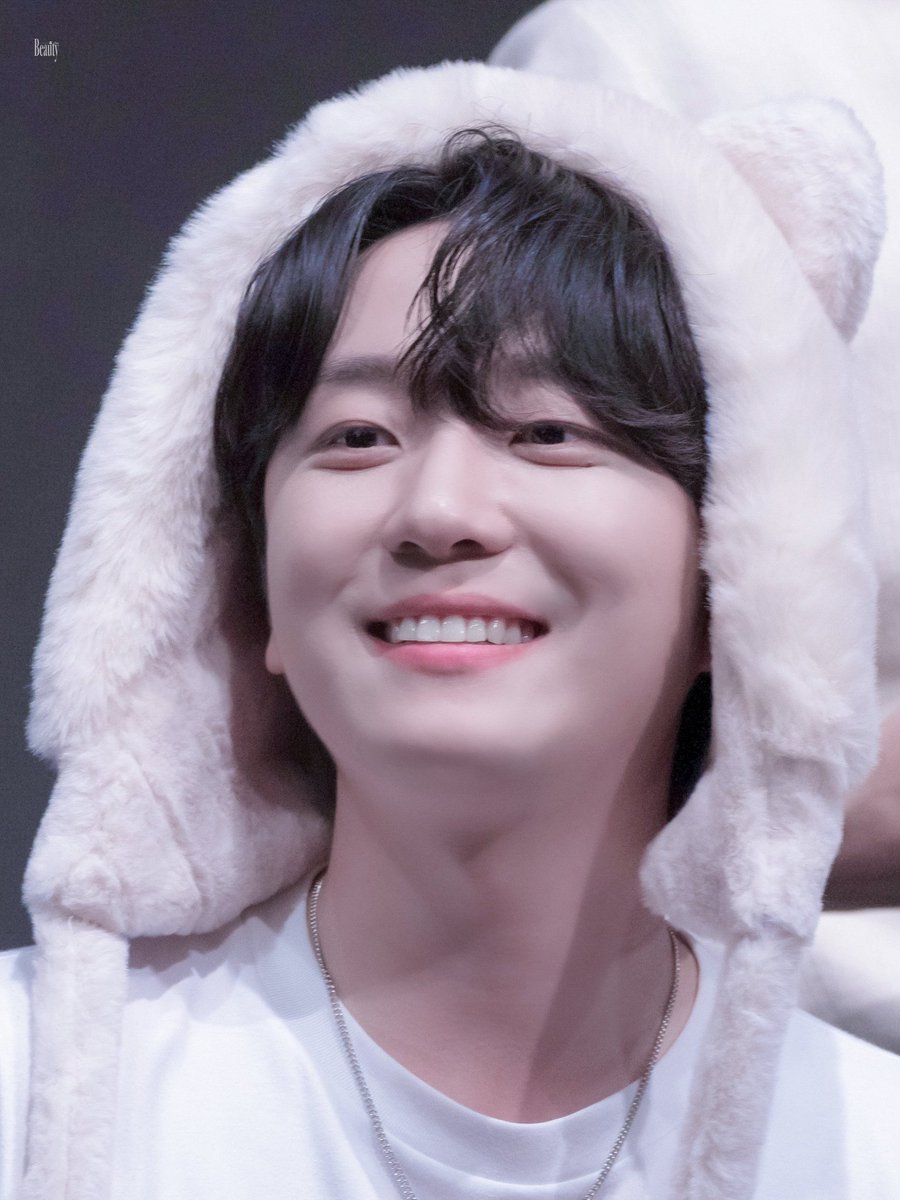 Grizzlybearwr's tweet image. 안녕하세요
저의봄이 돌아오는날이 100일남았습니다
100일동안 춥겠지만
조금더 힘을내보겠습니다
감사합니다