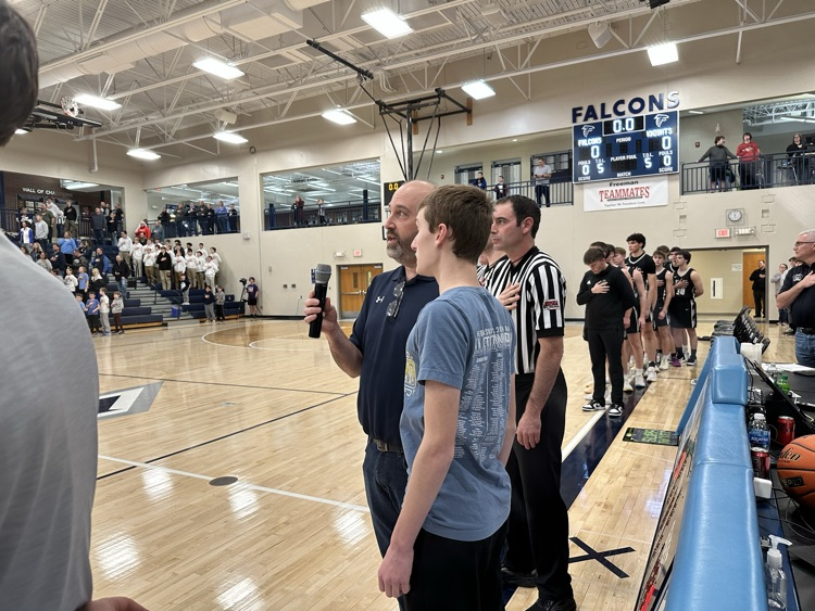 𝐅𝐫𝐞𝐞𝐦𝐚𝐧 𝐅𝐚𝐥𝐜𝐨𝐧𝐬 tweet media