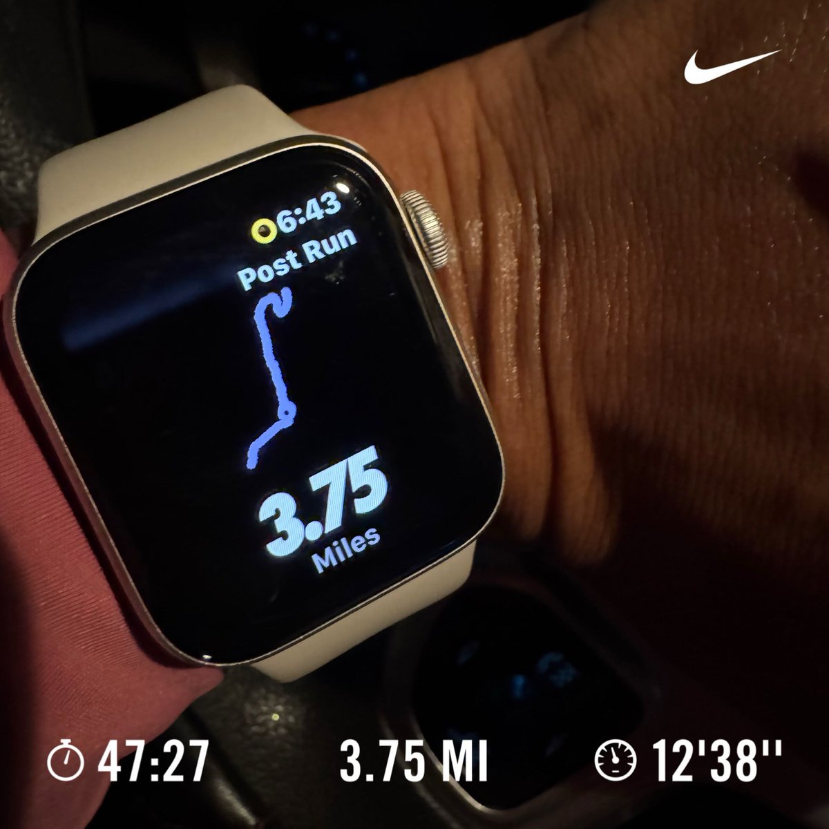NickyFyah's tweet photo. Friday Evening Vibes 3.75 Miles to Health #nickyfyah #shandiasShenanigans https://t.co/mnCA1Cz1Os