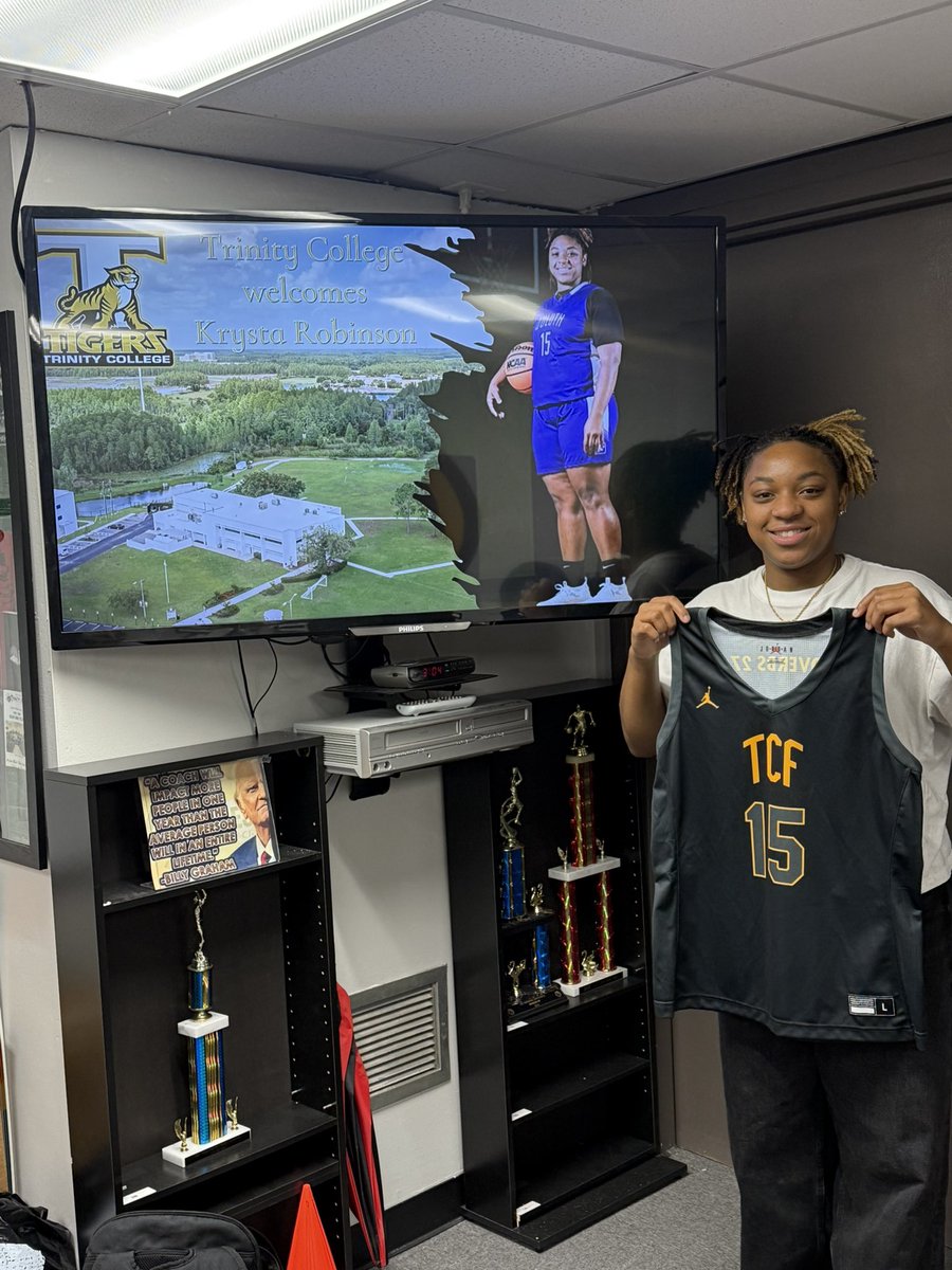 krysta robinson tweet media