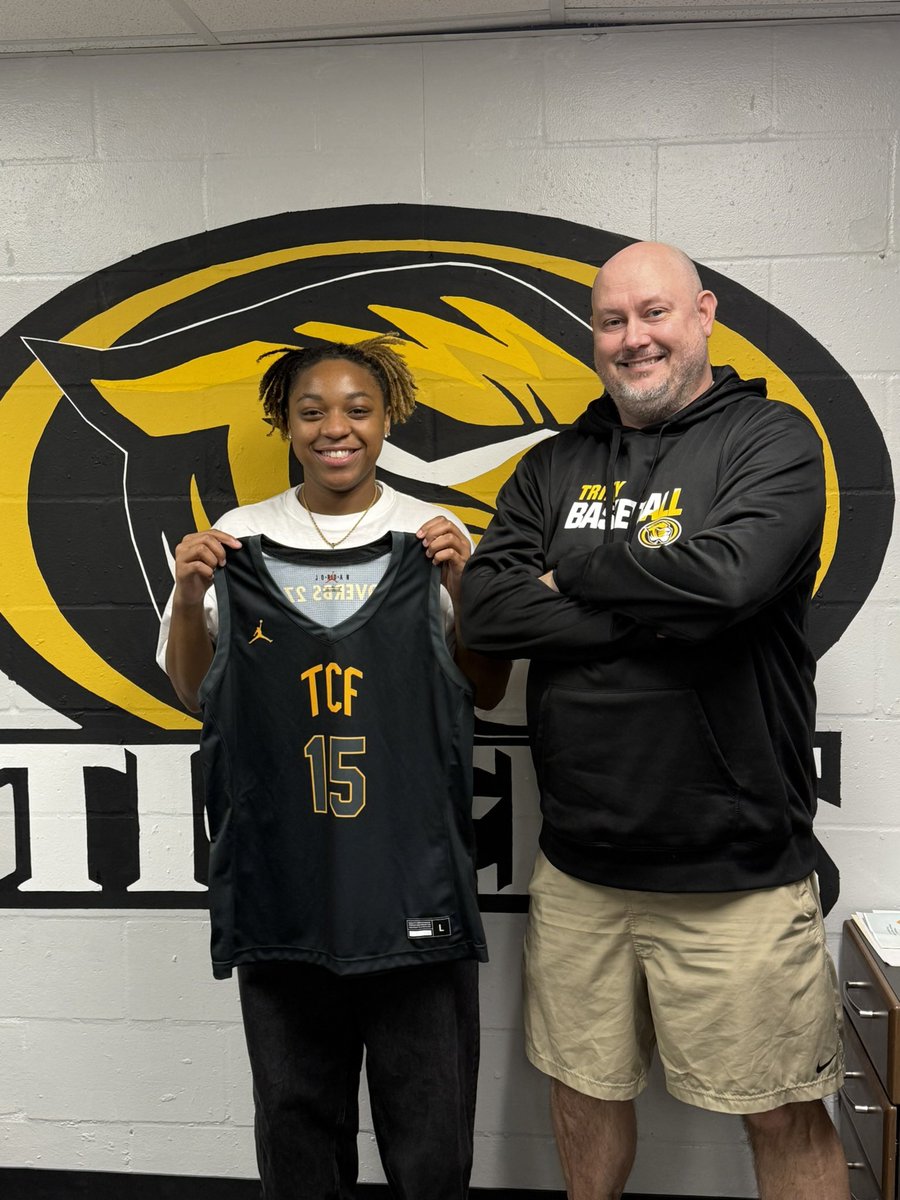 krysta robinson tweet media