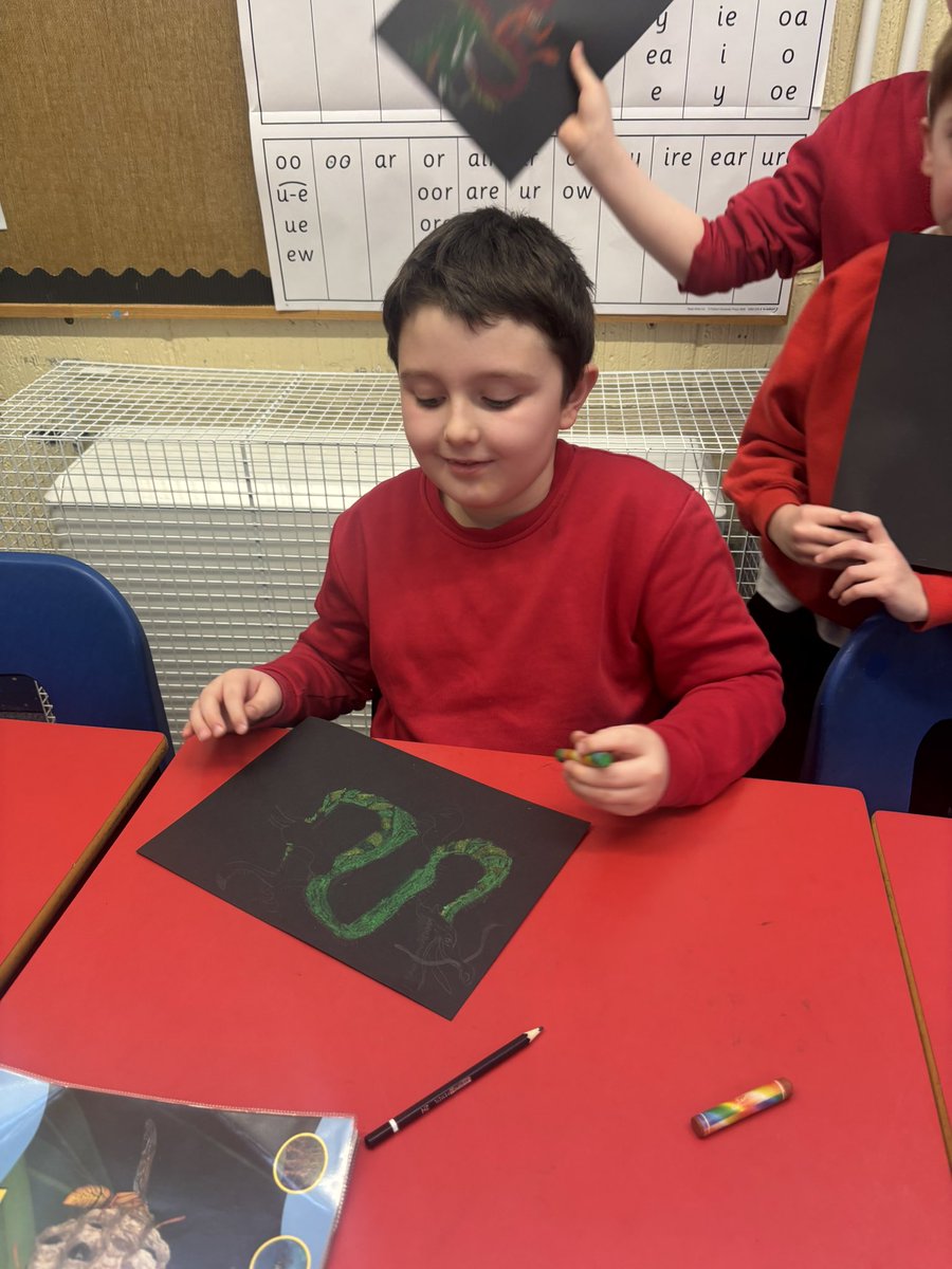 Mrs Clark HPS & P5/4 tweet media