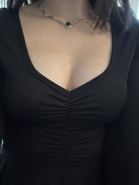 bbgdezzi3's tweet photo. rt + like for freebies <3
#nsfwtwt #buyingcontent #teen #horny
DM for menu https://t.co/Oq6zJyGZ6b