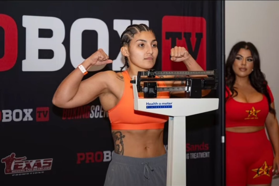 BoxingMBeauty's tweet photo. Texas’ @RiRios10 vs Jalisco’s Nancy Franco in a bantam match Saturday live @ProBox_TV 
📸 @NoXcuseBoxing https://t.co/e4qO2yOk33