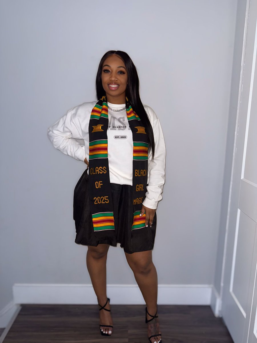 shaniramonet_'s tweet image. She #MasteredIt! 🎓 Finally, I have obtained my Masters in Science of Nursing with a concentration of Psychiatric Mental Health Nurse Practitioner. Next stop: passing the boards to officially be Shanira G. MSN, RN PMHNP board certified! Let's go🩺
#pmhnp #nursepractitioner