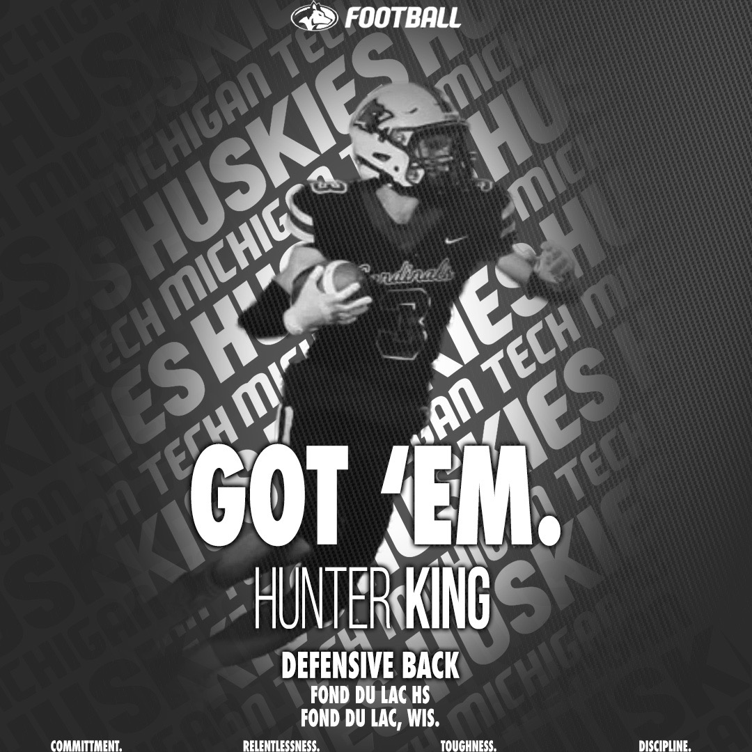 Hunter King tweet media