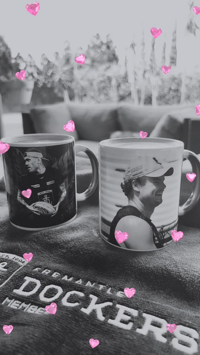 freopics_'s tweet photo. Double coffee Saturday to get us through a 50th tonight βΊοΈβοΈ
#dockersmug #HappySaturday #coffeeneeded #coffeetime https://t.co/78TlXNt7LZ