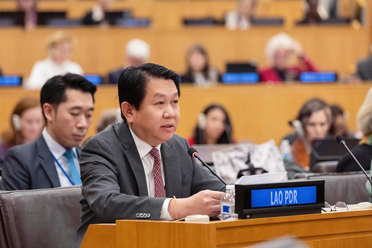 UNICEFLaos's tweet photo. Welcome to the UNICEF Executive Board @LaosAtUN! 

For 50+ years UNICEF and Lao PDR have been championing child wellbeing - and together we will continue championing impactful change for children everywhere. https://t.co/kHH8Upocdm