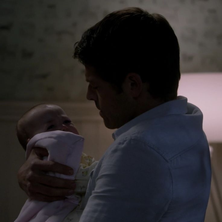 cas_thinkr's tweet photo. Imagine him and baby jack 😭😭😭😭 https://t.co/4nC7cAq22K