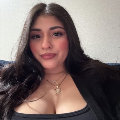 haleyyvasquez's tweet photo. #NewProfilePic 💋 https://t.co/NZGixEqvkf