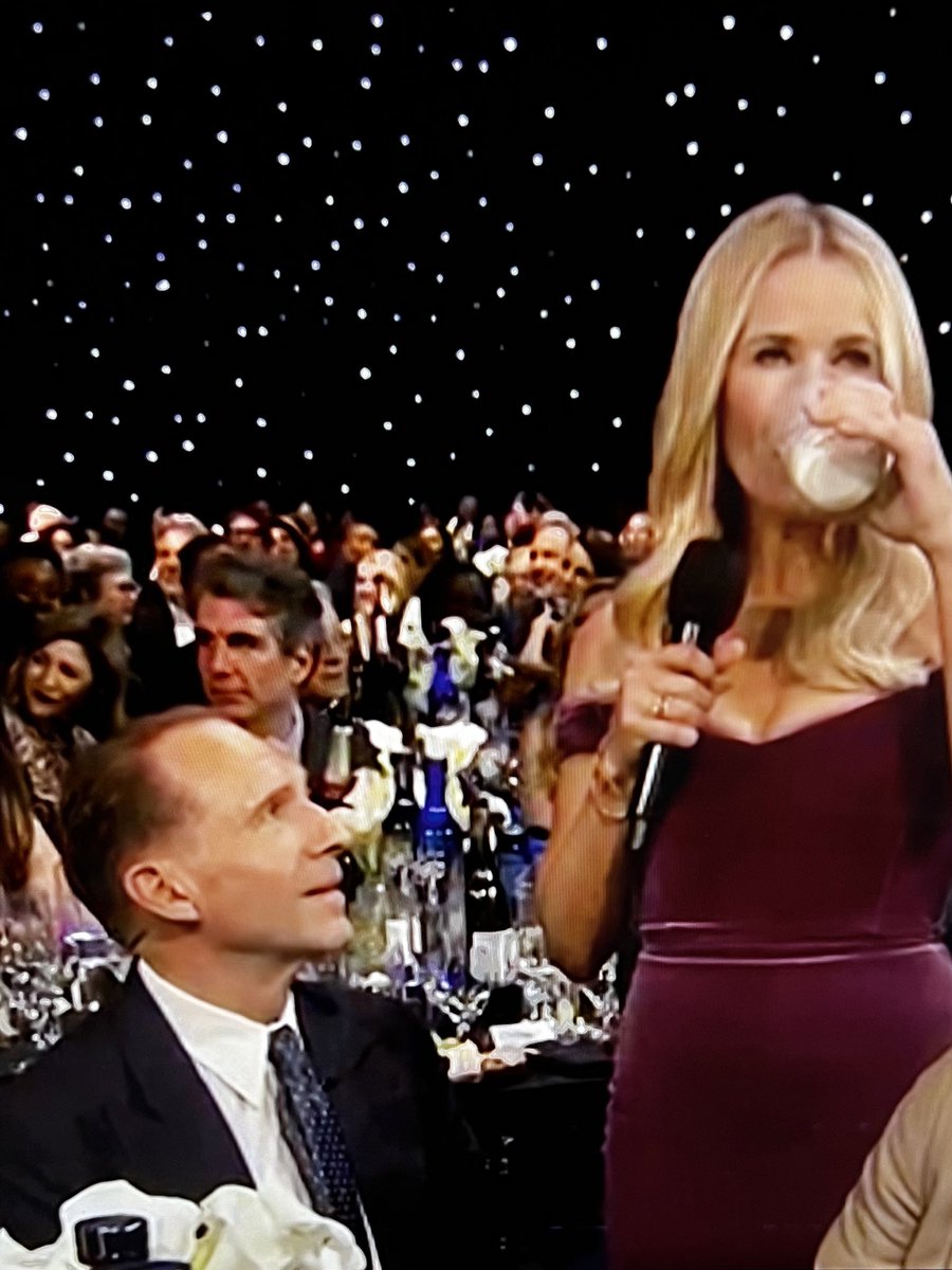 RALPH FIENNES FACE I’M DYING

#CriticsChoiceAwards