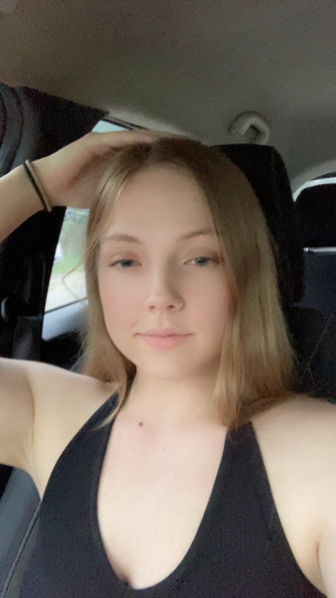 payMisskaye's tweet photo. Who’s ready to drain there wallets 👑🤤 
#FinDom #findom #LINKINMYBIO #wallets #piggy #paypig #SugarBabies #Sugardaddys no money no responds 🤭 https://t.co/OXkvHzHTZ3