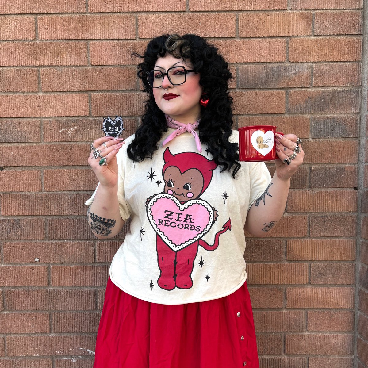 ZiaRecords's tweet image. Love is a many splendored thing. And we LOVE our new Valentine’s Day merch designed by our very own Alison!💕
Kewpie cutie shirt, mug and barbed wire heart patch available now at all Zia locations and online!
Alexa, play ‘Elephant Love Medley’ from the hit film Moulin Rouge.