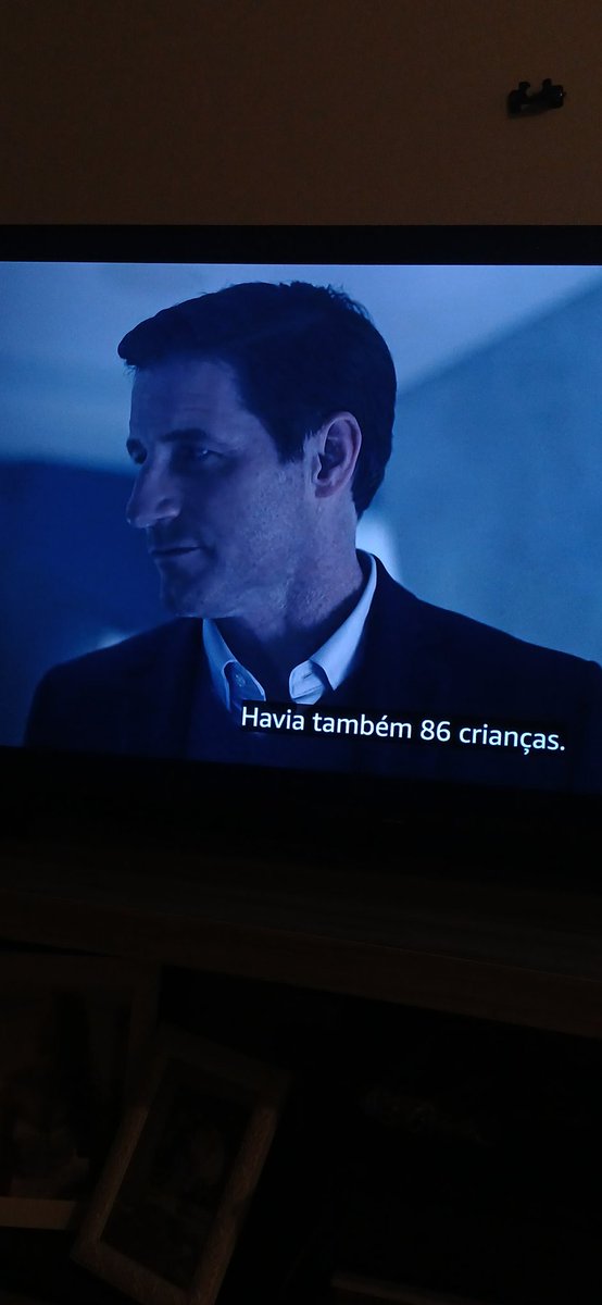 Liumarp's tweet photo. O início da 4° temporada do Conto de Aia é muito satisfatório!!! Pqpppp
#thehandmaidstale https://t.co/yeltdgWP6f