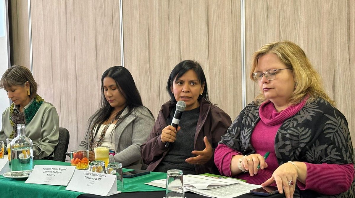 Hoy participé en la reflexión del Día Internacional de Tolerancia Cero contra la Mutilación Genital Femenina convocada por <a href="/UNFPAColombia/">UNFPA Colombia</a>. Junto a mujeres y líderes indígenas analizamos las medidas para erradicar esta práctica y seguir defendiendo los derechos de las mujeres.