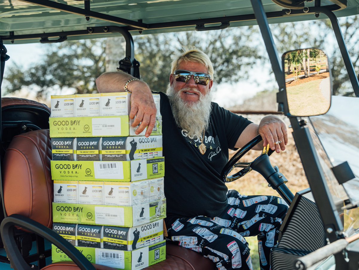 GoodBoy_Vodka's tweet image. That Friday feeling 🏌️

#GoodBoyVodka #JohnDaly #JohnDalyCocktail #EveryPourHelpsaPup