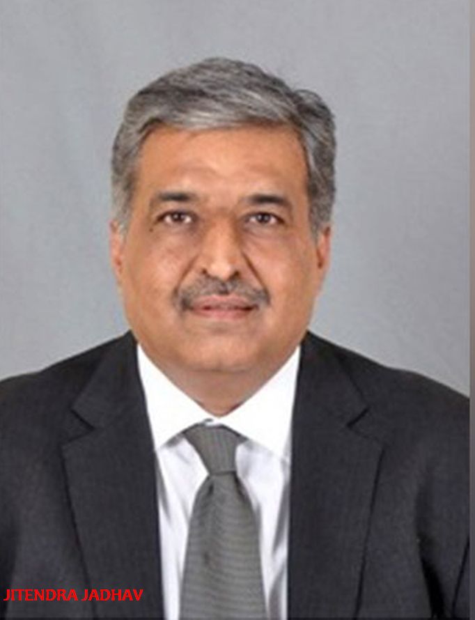 writetake's tweet image. #WingsOfWisdom #AeroIndiaSeminar #PlaneCarnival 

Power-packed first half at Aero India Seminar today after the inaugural address by @isro Chairman Dr V Narayanan &amp;amp; @DRDO_India Chairman Dr Samir Kamat.

On the Menu

⏭️  Dr K Rajalakshmi Menon, DG (Aero), DRDO to speak on:  Eye in