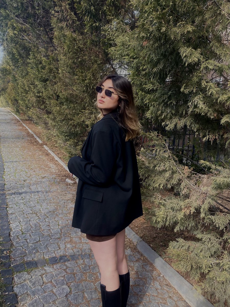 beyza (@beyzaatnk) on Twitter photo 
