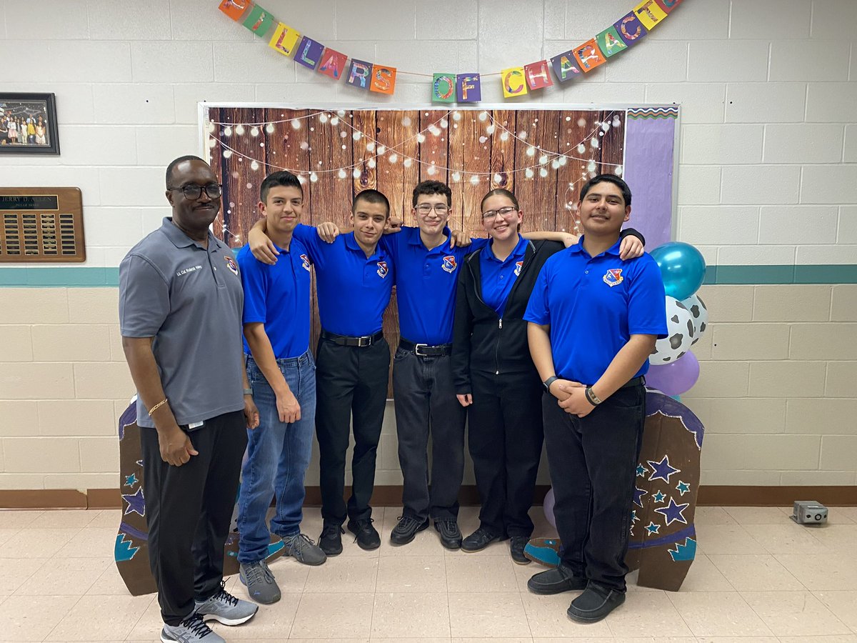 Jerry D. Allen ES (@nisdallenes) on Twitter photo Thank you to the <a href="/NISDJay/">John Jay High School</a> ROTC volunteers that helped us with our PTA Barn Dance. We appreciate your support! Thank you to the <a href="/NISDJay/">John Jay High School</a> ROTC volunteers that helped us with our PTA Barn Dance. We appreciate your support!