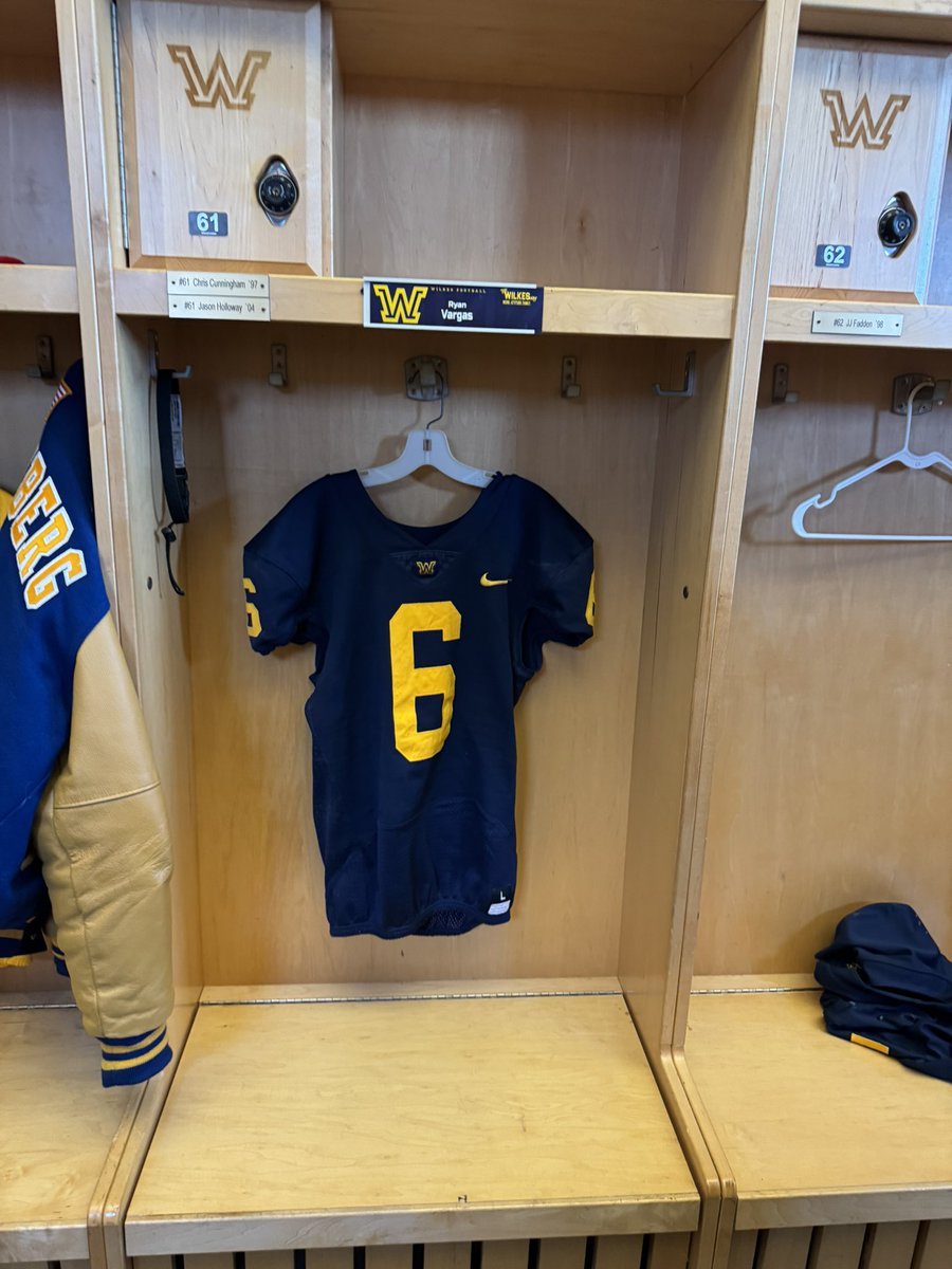 Ryan Vargas (@ryanvargasfb) on Twitter photo After a great visit <a href="/WilkesU/">Wilkes University</a> and conversation with <a href="/CoachBiever/">David Biever</a> I have received my 2nd collegiate offer from <a href="/WilkesFootball/">Wilkes Football</a>
@CoachHenningWU After a great visit <a href="/WilkesU/">Wilkes University</a> and conversation with <a href="/CoachBiever/">David Biever</a> I have received my 2nd collegiate offer from <a href="/WilkesFootball/">Wilkes Football</a>
@CoachHenningWU