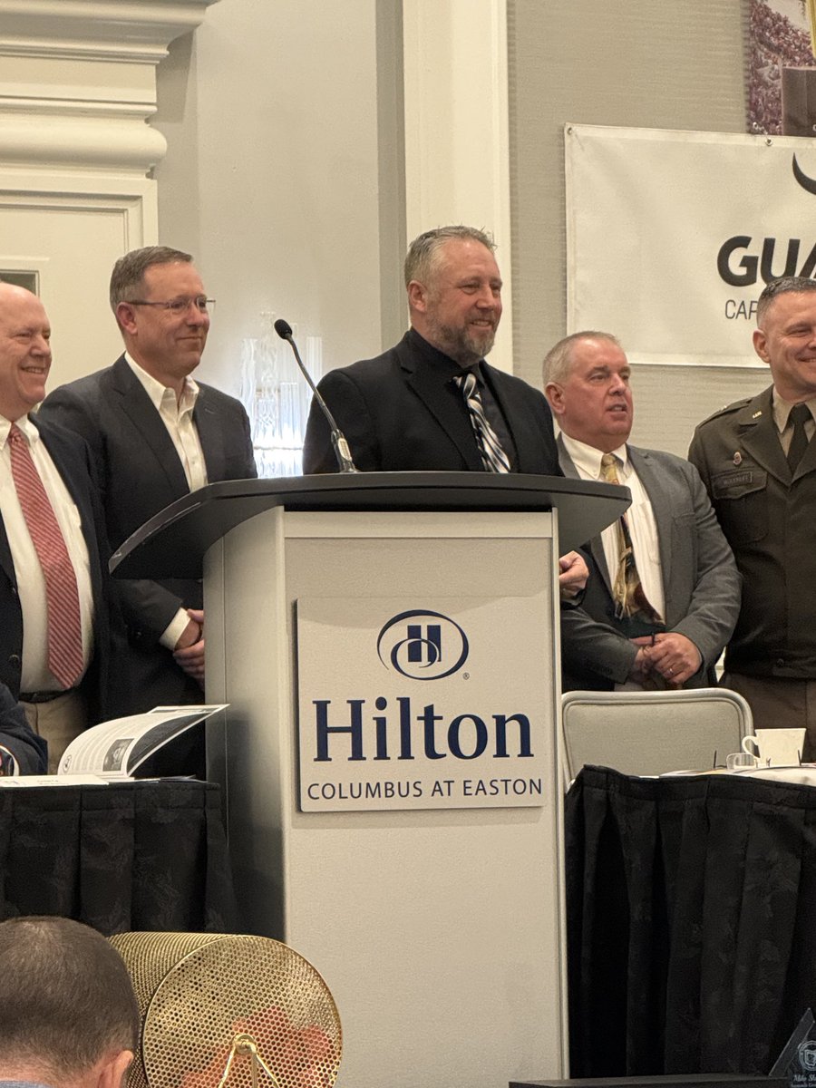 ToddPetersen16's tweet photo. ⁦@ohsfca⁩ ⁦@blackswampfb⁩ ⁦@CoachSteck52⁩  Coach Schafer receiving the SEI Award from the OHSFCA https://t.co/2Bns7p9fpb