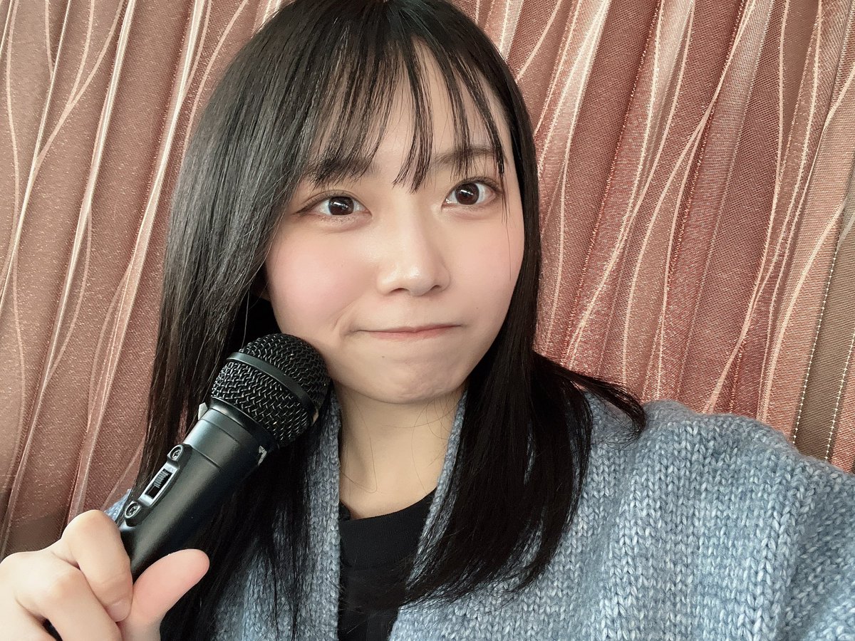 #ふぁみっぽのたび
山梨に向かって進んでます🚗³₃
渋滞に巻き込まれていますが、
2号車の皆様！！
まっててね〜(ˊ˘ˋ* )