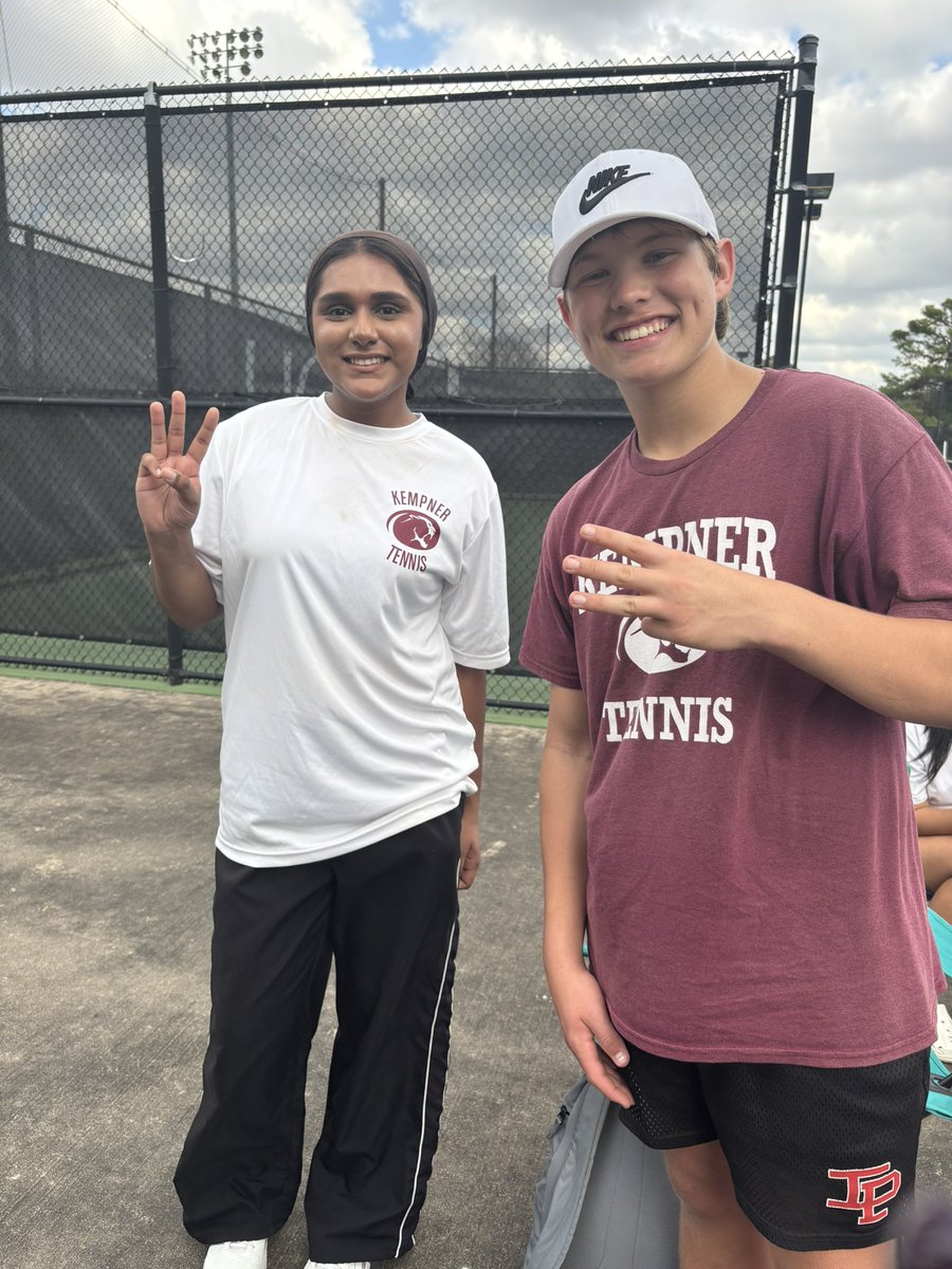 Congrats to Peter Truong and Dylan Dinh who placed 2nd in Boys “A” Doubles at the JV HCA Tournament!
Also, congrats to Dora Alcantar for placing 3rd in Girls “A” Singles. Afreen Effendi and Ryan Brookins won the consolation bracket in Girls “A” Singles and Boys “A” Singles!