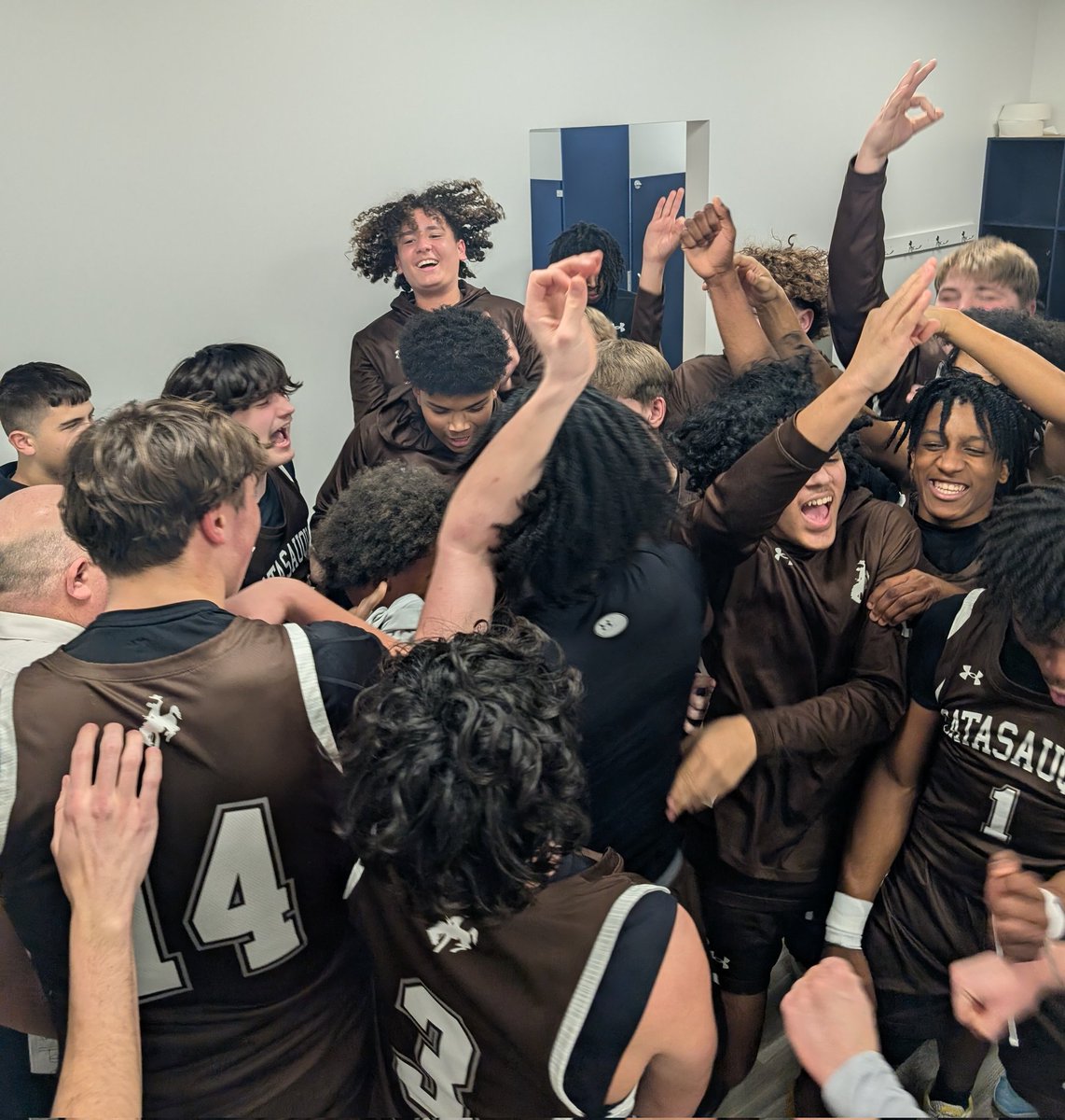 CHS Rough Rider Athletics tweet media