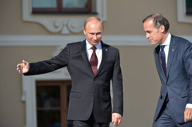Mark Carney meets Russian President Vladimir Putin