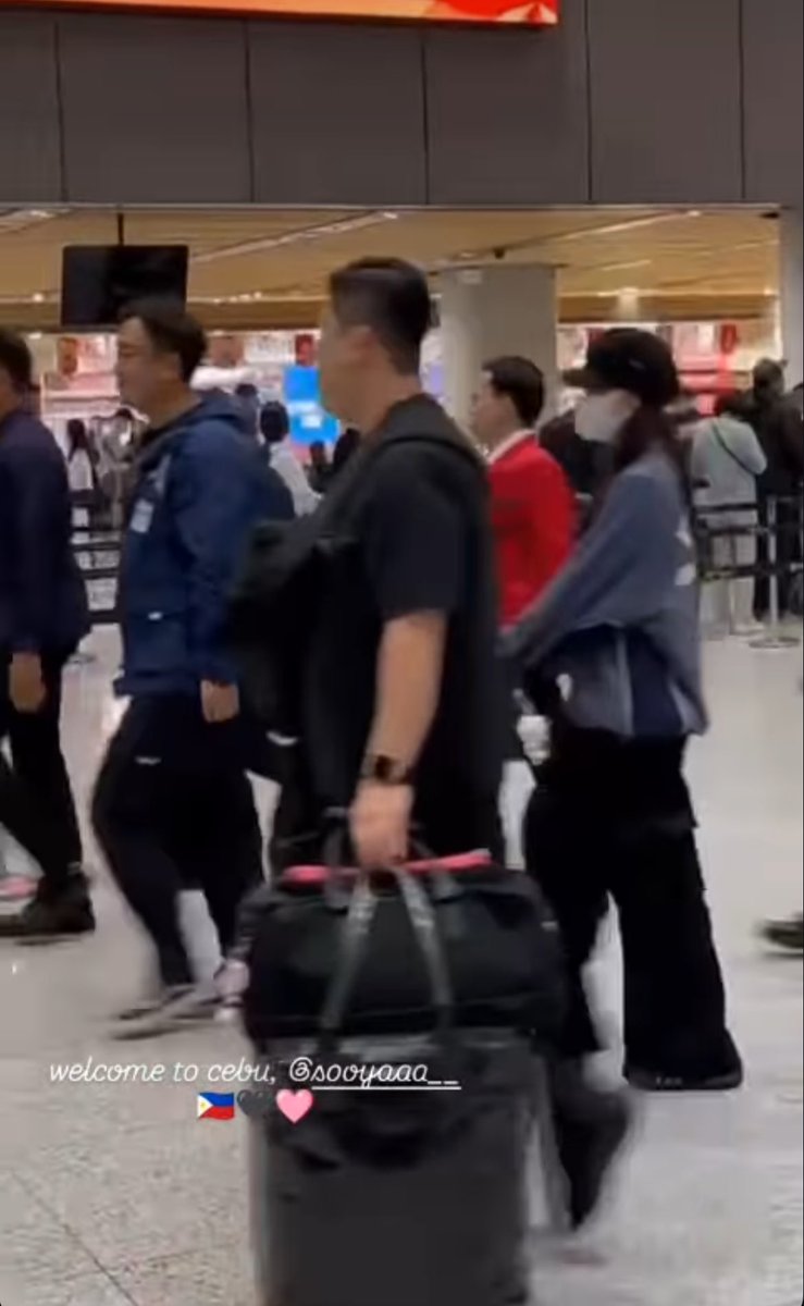 ForeverKimJisoo's tweet photo. According to the OP, Seo In-guk arrived in Cebu first then #JISOO.

So this is about 'Boyfriend on Demand' overseas filming.👀 https://t.co/7ttDKeAx9h