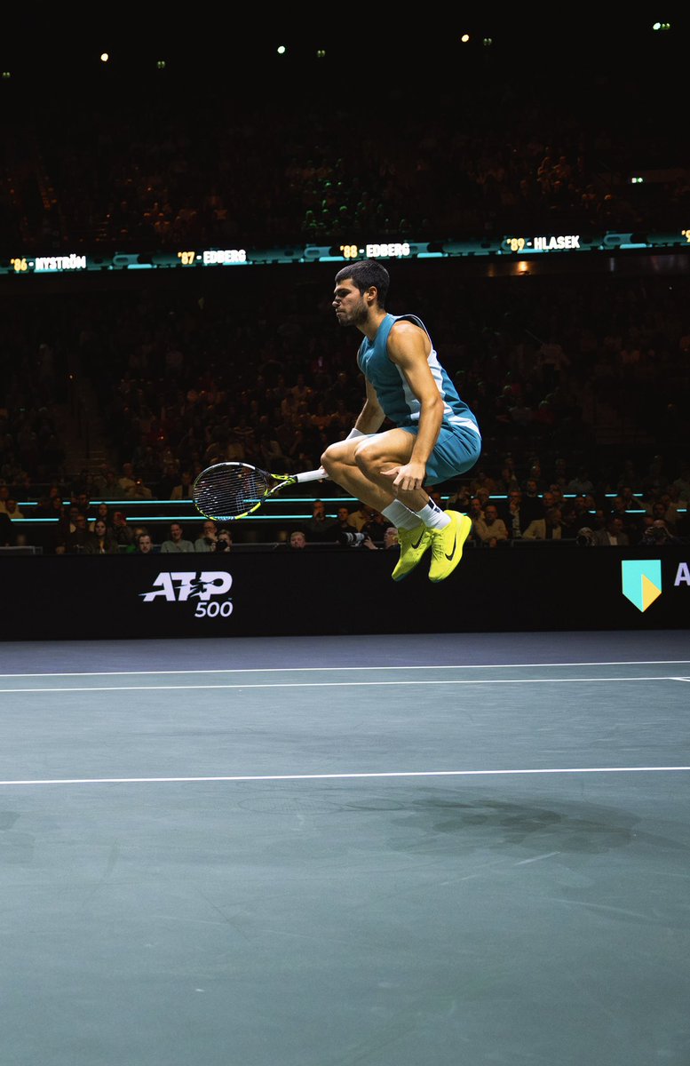 Carlos Alcaraz sails into the semifinals in Rotterdam with a commanding 6-2, 6-1 victory over Pedro Martinez! At just 21, this marks his 34th career semifinal. His indoor hardcourt record now stands at an impressive 17-3. Can he clinch his first ATP 500 title of 2025? #Alcaraz