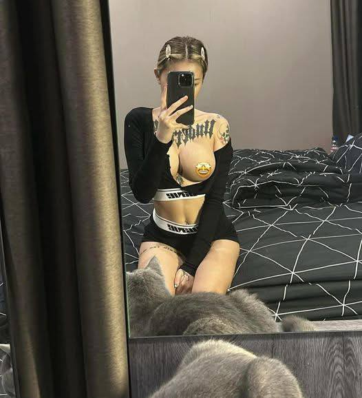 Darunee77's tweet photo. เลิกเป็นคนเหงา แล้วมาเป็นของหนูดีกว่า😛

#สมัครเข้ากลุ่มลับฟรี18+ #กลุ่มลับ18+ #กลุ่มลับ https://t.co/StOWh1hq8m