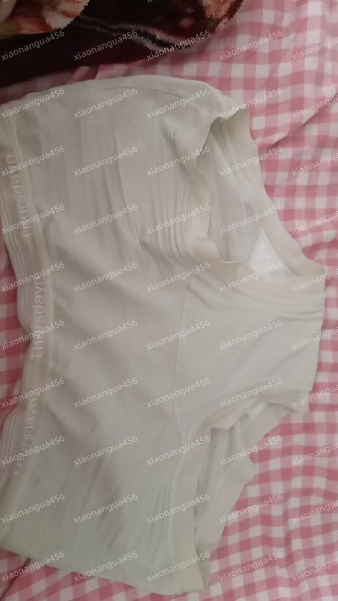 第一次卖原味了，内裤80，袜子50
一起买内裤+袜子=120，谢谢支持🥰
@tankebuluo1 
@HZDS111 @wqganenshi_ 
@007share @RR750918
@wqganenshi @DDDDBBHHH谢谢啦 https://t.co/YfCsyvNLtT