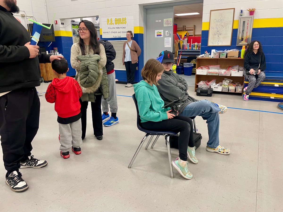 Nathan Sekinger (@sekingern) on Twitter photo Our <a href="/GaylePanthers/">T. Benton Gayle Middle</a> Drone Club members and Instructors were a hit at <a href="/HartwoodES/">Hartwood Elementary</a> STEAM Night! I see some future Drone Club members in the crowd! Our <a href="/GaylePanthers/">T. Benton Gayle Middle</a> Drone Club members and Instructors were a hit at <a href="/HartwoodES/">Hartwood Elementary</a> STEAM Night! I see some future Drone Club members in the crowd!