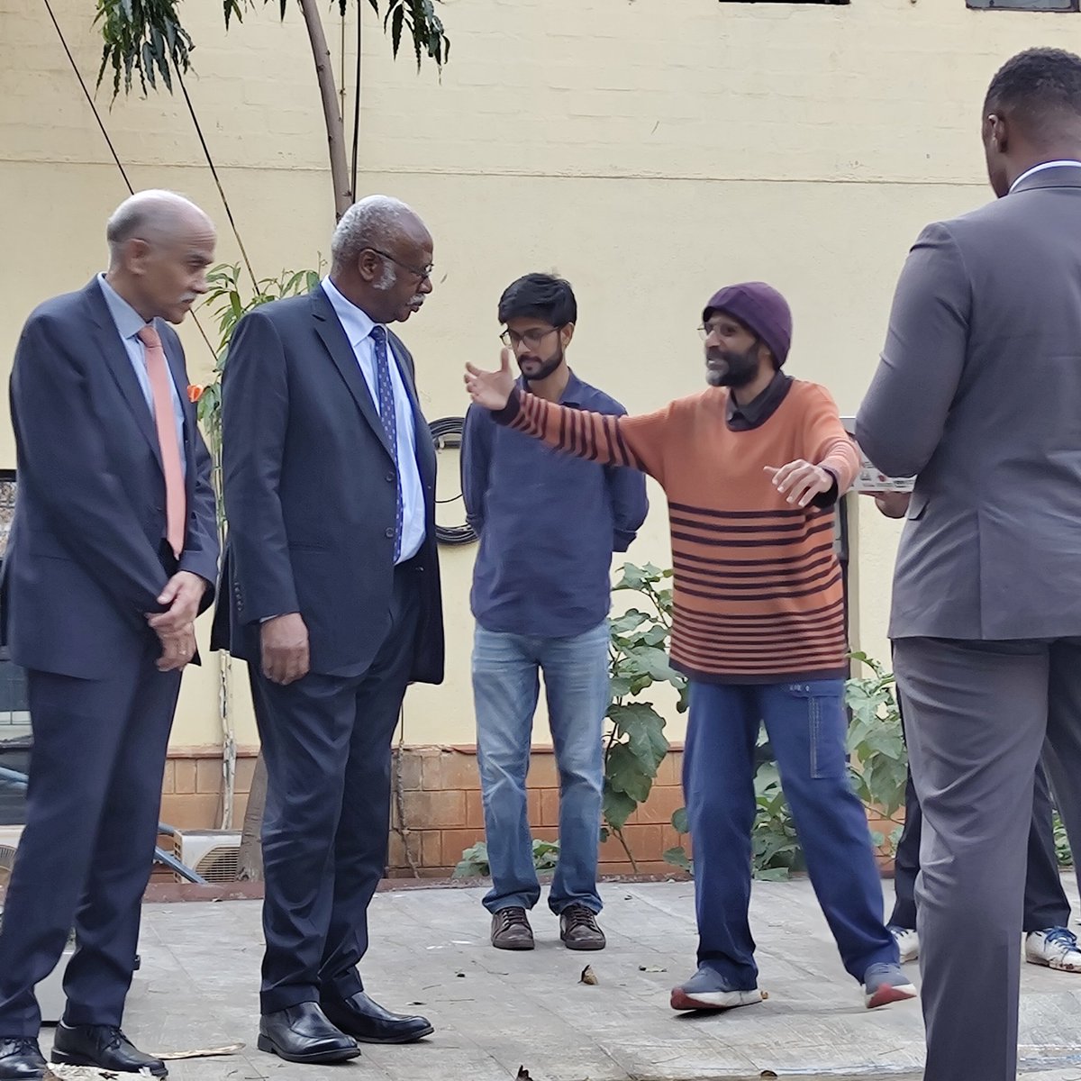 cst_iisc's tweet photo. Honoured to host His Excellency Philémon Yang (@UN_PGA, President of the 79th Session of the @UN General Assembly) at the Centre for Sustainable Technologies, @iiscbangalore to discuss ongoing research at the Centre in support of our shared goals of sustainable development #SDGs https://t.co/s6VWLs4eZY