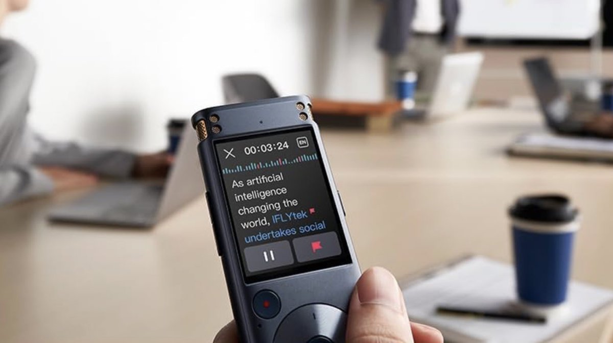 We now have a 100% Offline Speech to Text stand-alone Smart Speech Recorder for the SaveWisdom.org project!

It ain’t cheap—but it allows you to save text AND audio.

All Speech to Text is done ON DEVICE in real-time—and is quite good.

More: savewisdom.org/the-1000-word-…