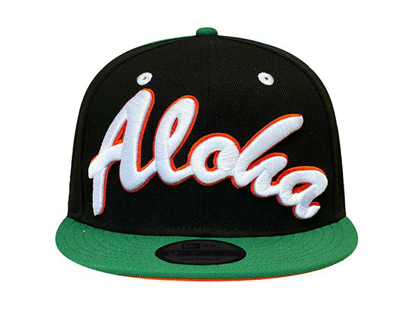 As UH Baseball approaches their season we present to you our Kālaipōhaku Capsule.

fittedhawaii.com/blogs/updates/…