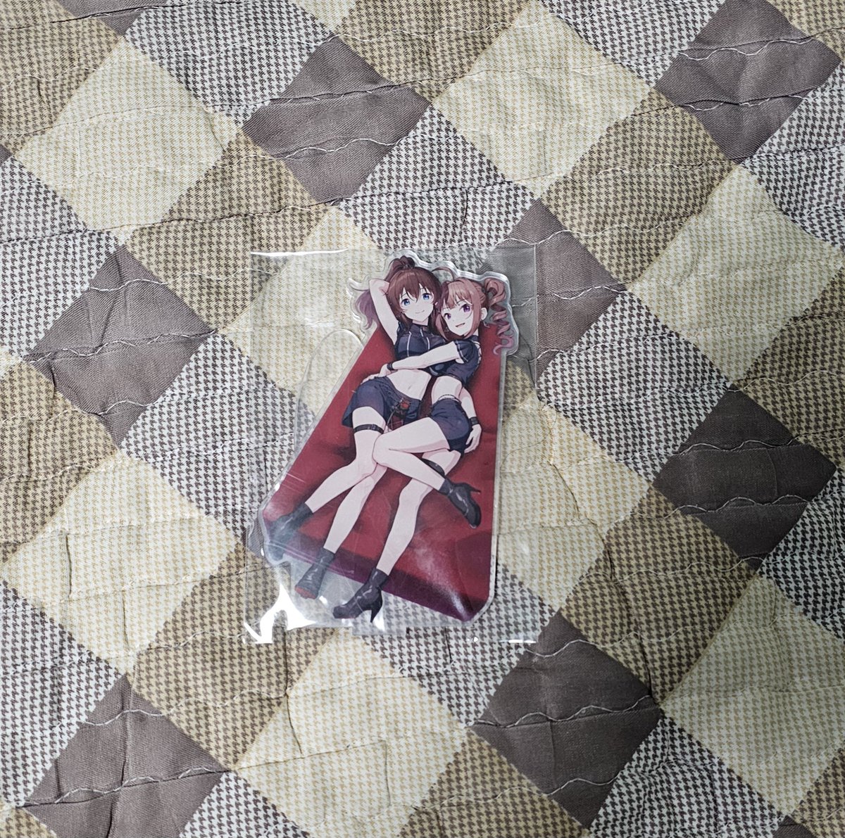 나오 스탠드 하나 건짐 넘 이뿌다ㅠ