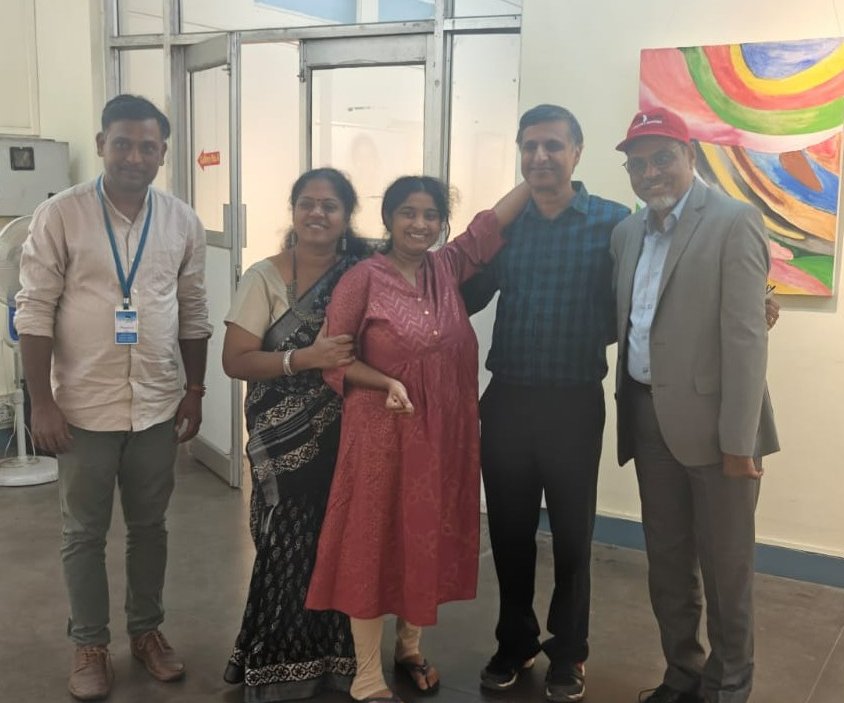 RiseIndia2030's tweet photo. .@RiseIndia2030 team attended the inauguration of Waves of Wonder - A Journey of Abstract Art, an art show by award-winning artist Ms. Sanjna Srikanth in BLR. She's graciously contributing part of the proceeds to support our mission.#ArtForGood #GivingBack https://t.co/EvnWFeqTbk