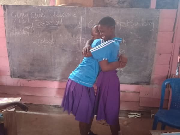 Wesad_Cameroon's tweet photo. @Wesad_Intl 
We had an amazing welcome session with our new GLOW girls, sharing visions, inspired leadership discussions, brainstormed initiatives, and empowering our communities. Their enthusiasm was contagious. We're excited to see the impact we'll create together
 #GLOWClub https://t.co/ejzt7ySpH6