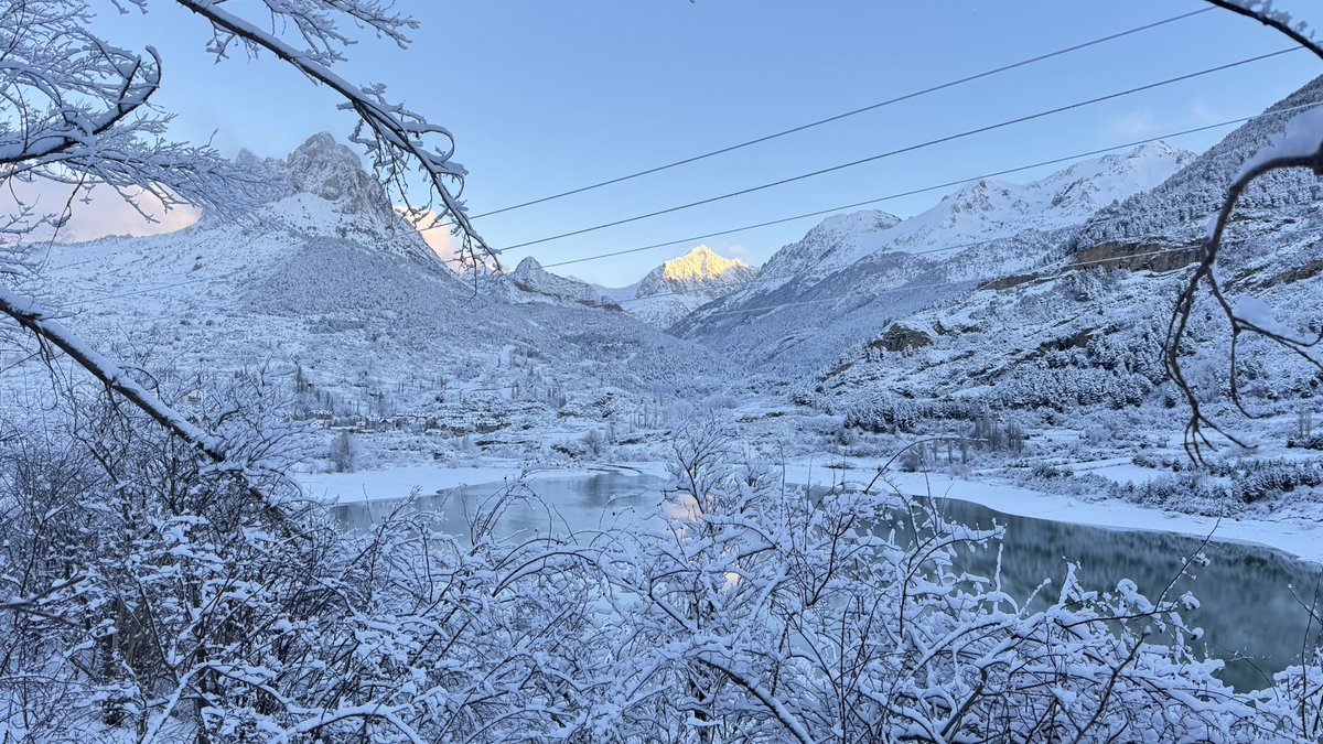 Embalse de Lanuza #Formigal ❄️ ⛷️