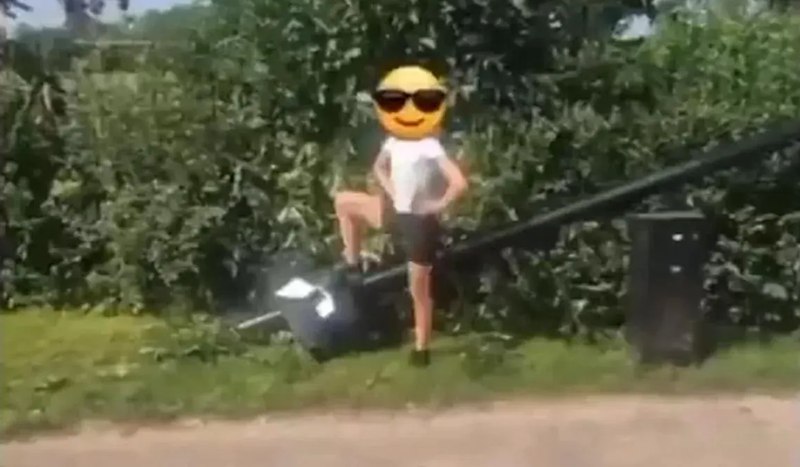 Angleterre : fin des villes de 15 minutes ?

L'Angleterre est sur le point de mettre un terme au programme «15 Minute Cities» du Forum économique mondial, après que presque toutes les caméras ont été détruites et que 50 000 personnes ont refusé de payer les amendes.

Les caméras