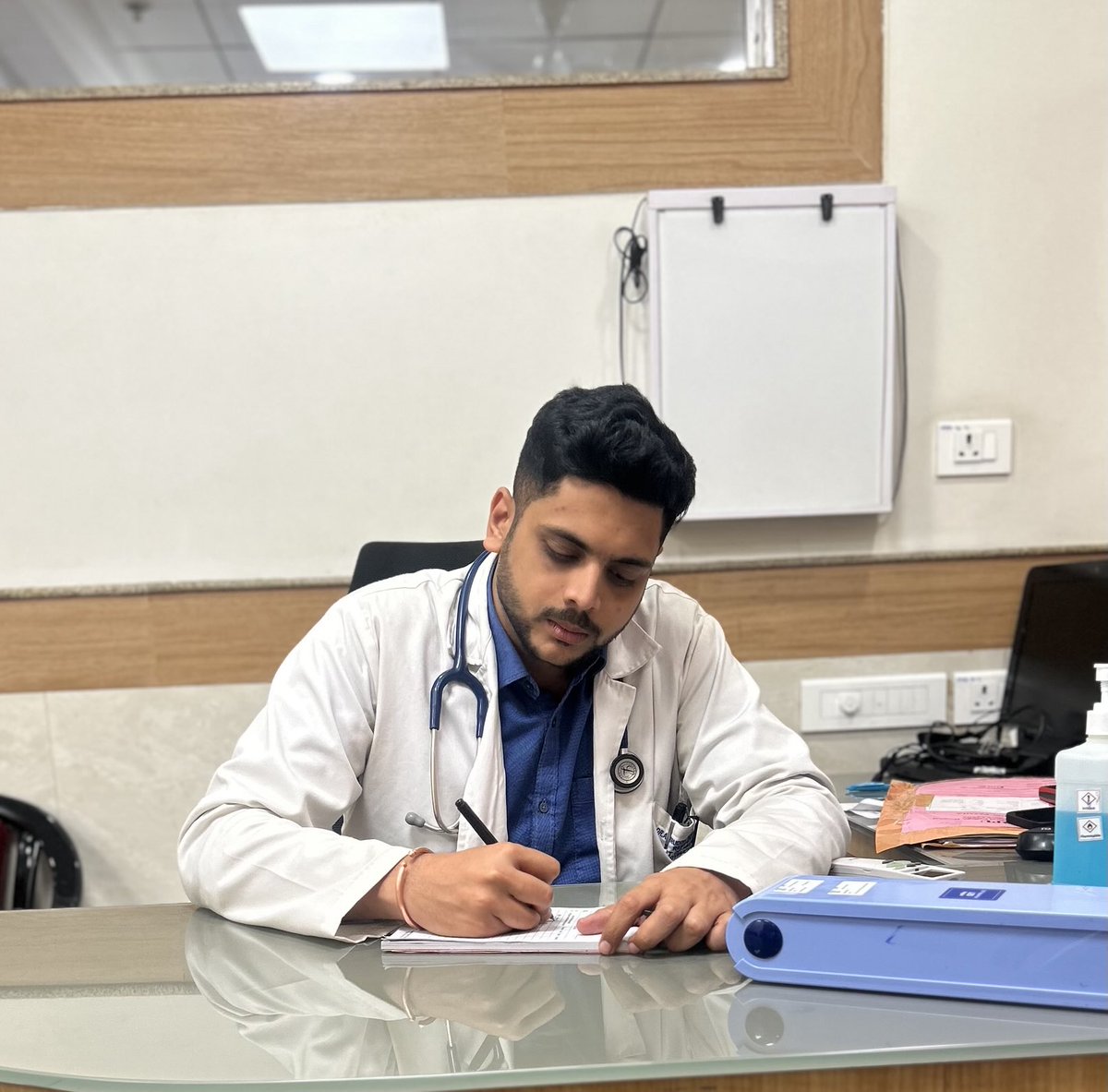 Dr. Aniruddh Wadivkar tweet media