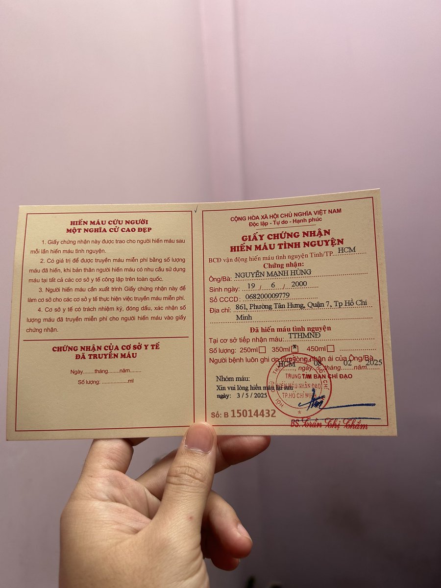Hoàn thành mục tiêu đầu tiên của năm 2025 là có được cuốn "sổ đỏ" đầu tiên 🥰