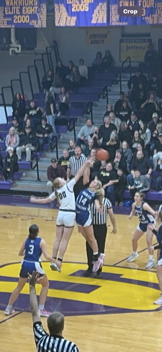 AmberGoldm29549's tweet photo. Came up short tonight, but super proud of my girl! @GraceGoldman_14 
She finished with 
32 pts. 10 rebounds! 🔥😤
@TeamEvansLGR @coachbeckett @AsherScouting 
@PGHIndiana https://t.co/m17IYRSf9b