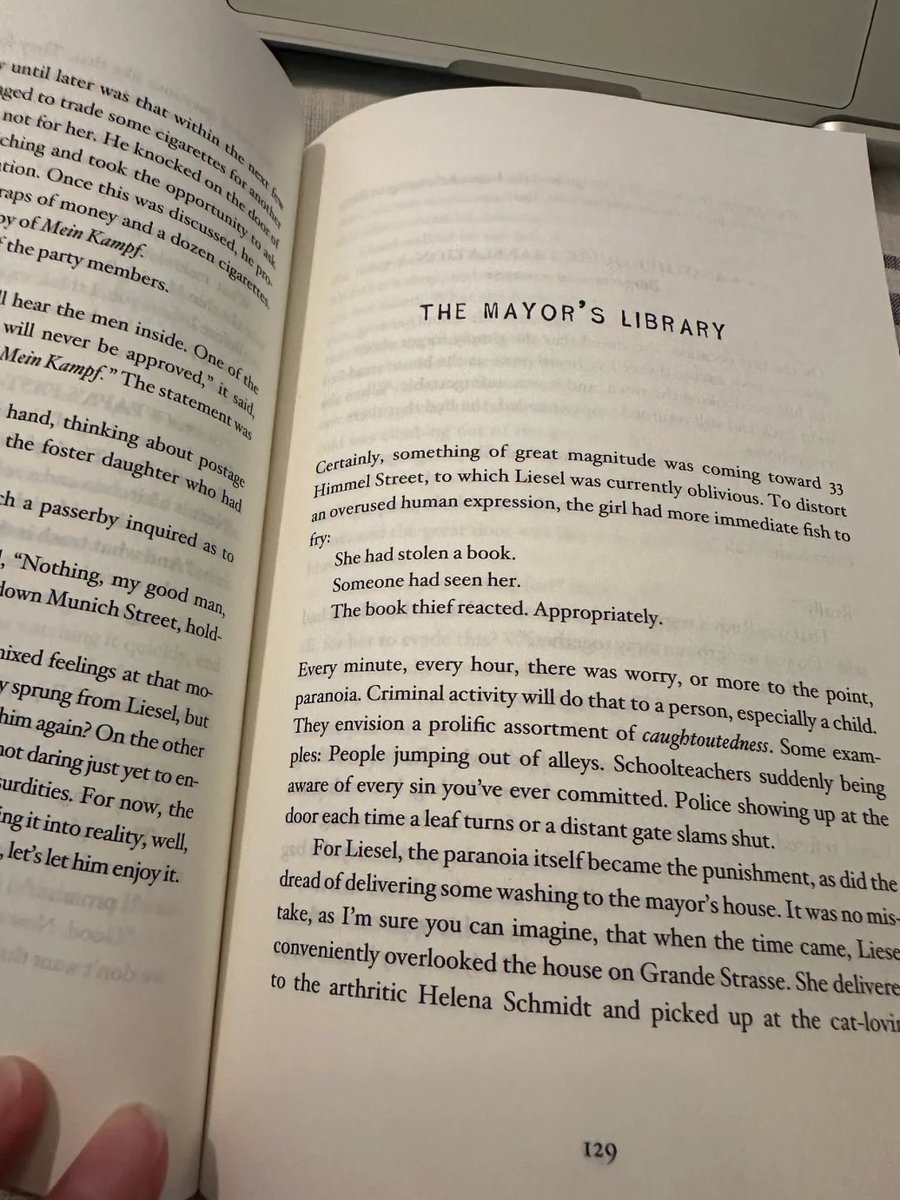 ZSixta5011's tweet photo. The Book Thief https://t.co/9jCIhez9zH