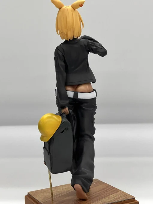 最終案内2 ワンフェスで再販オリジナルガレージキット販売します 「しことおわりのうさぎ」 おおきさ 240mmくらい おねだん 10000えん ばしょ 東京デザイナーアカデミー 4-14-12 よろしくお願いします! #WF2025冬 #ワンフェス #WF2025w