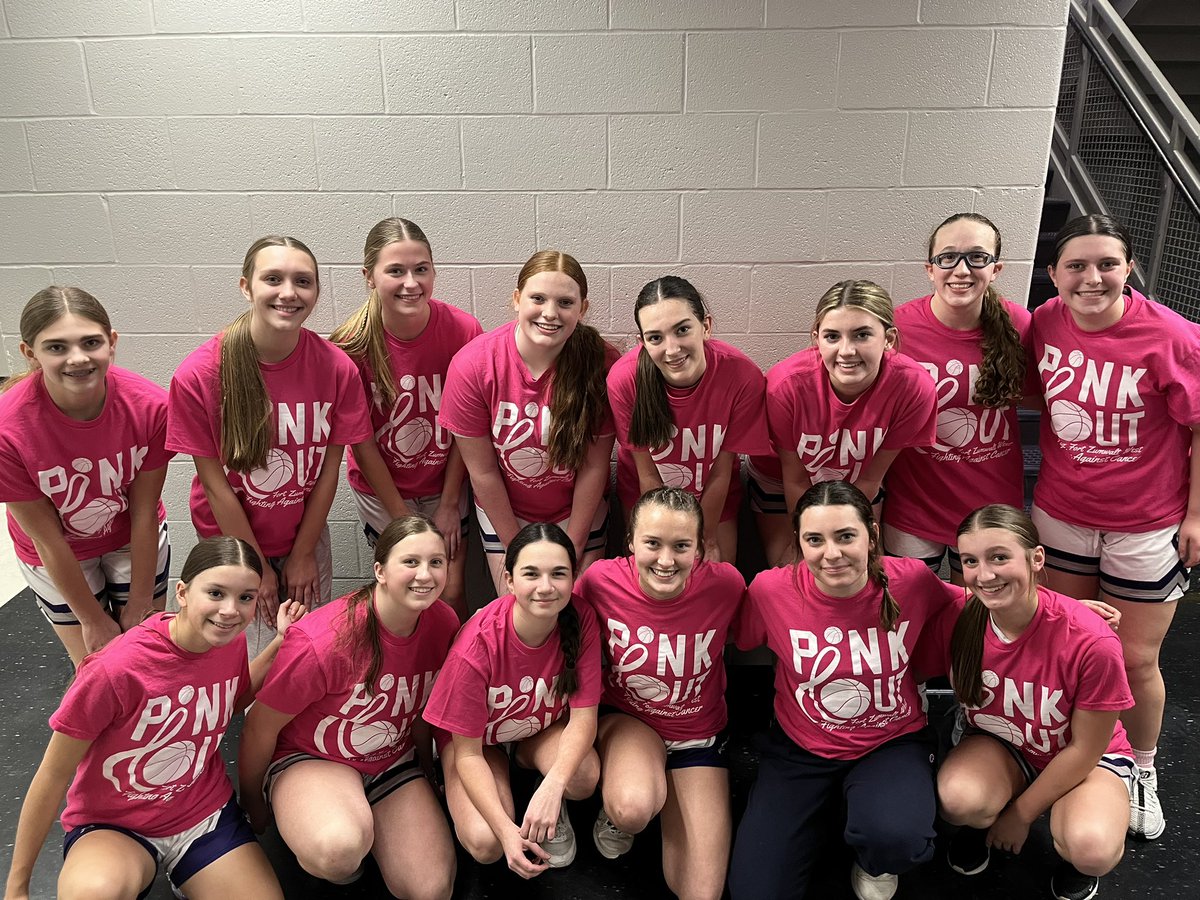 fzw_jvgirlsball's tweet image. So proud of these girls. Down by 18 in the first quarter. They never backed down and ended up with the win 39-37 to Troy. Way to fight back! 
Troupe-10
O’Laughlin-9
Frownfelter-8
Dennis-6
Fellous-5