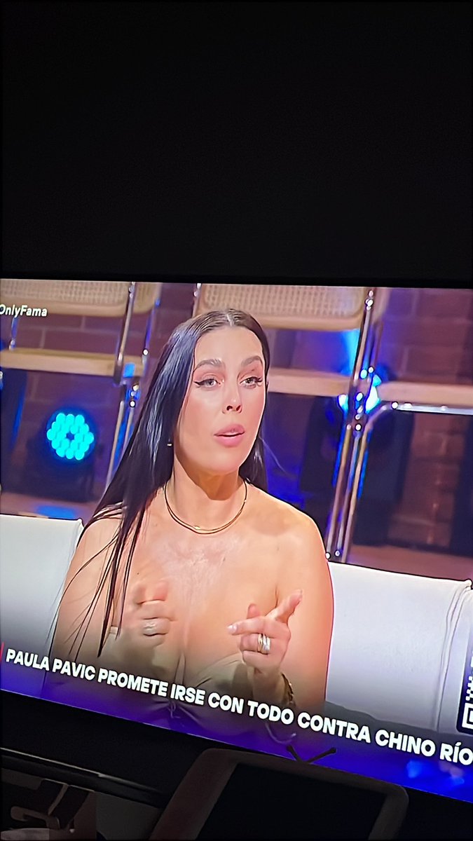 pribullitazul's tweet photo. Cállate el Ocico mujer !! Por dios que insoportable y hueca. #onlyfama  #aranguiz https://t.co/l1SmEKIHxJ