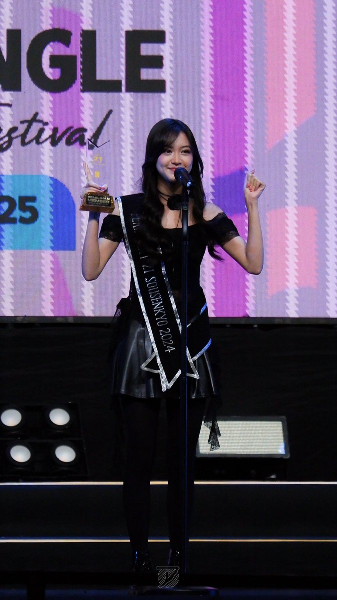 abiiiidddd's tweet photo. Greesel at MnG 26th Single
. 
8/2/25 https://t.co/tfLYX99uCB